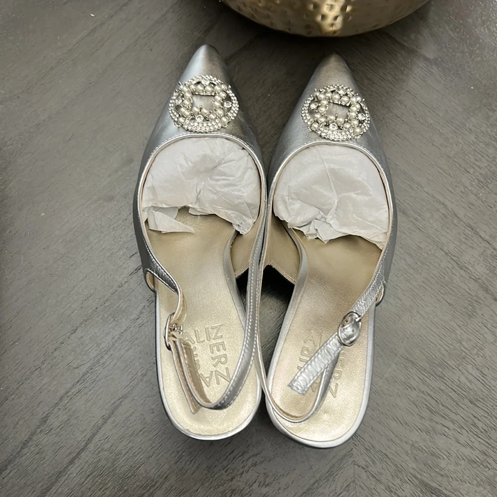 NATURALIZER EMILY EMBELLISHED SLINGBACK HEELS (WIDE)